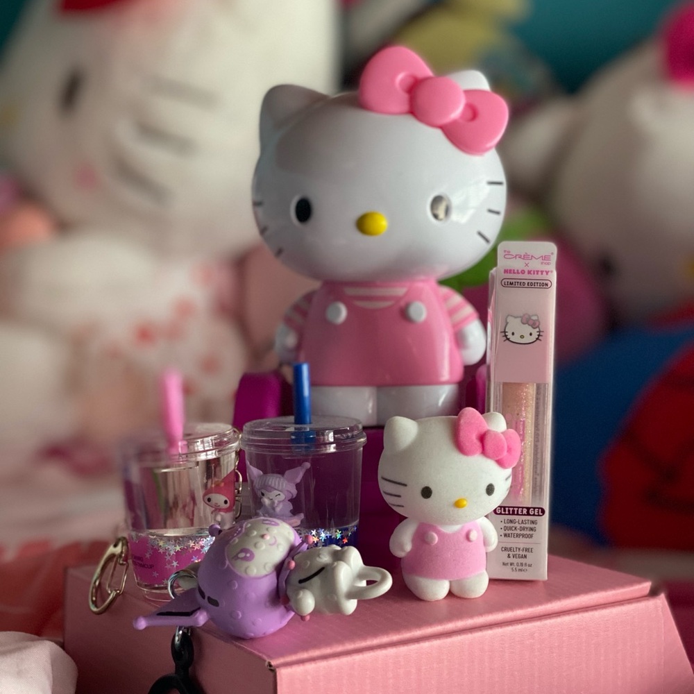Hello kitty Sanrio bundle